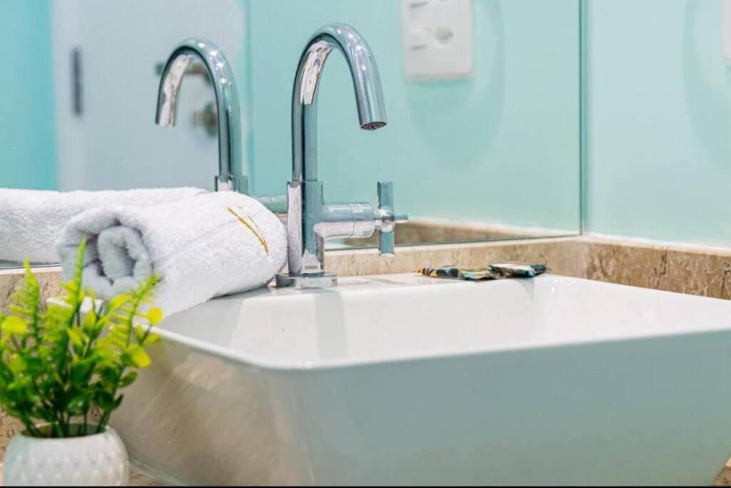 Novo Studio Zafira Metro Bras C/ Piscina São Paulo Luaran gambar